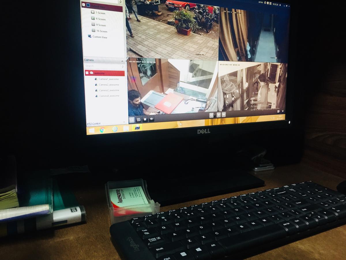 Awesome Dormitory - Men Only مومباي المظهر الخارجي الصورة